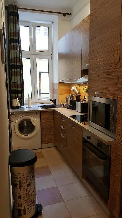 Home, Far Away From Home 2 Budapest Apartment